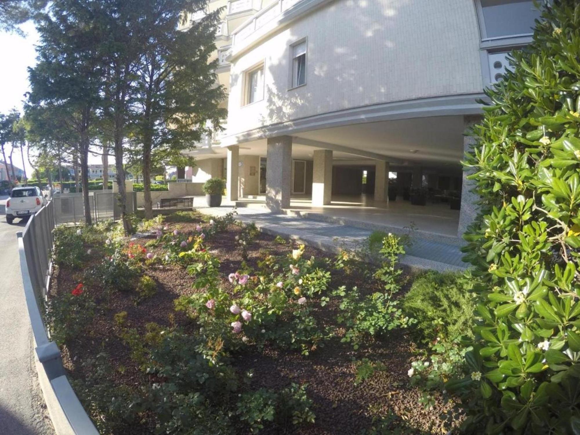 Modern Flat With Balcony In A In Caorle